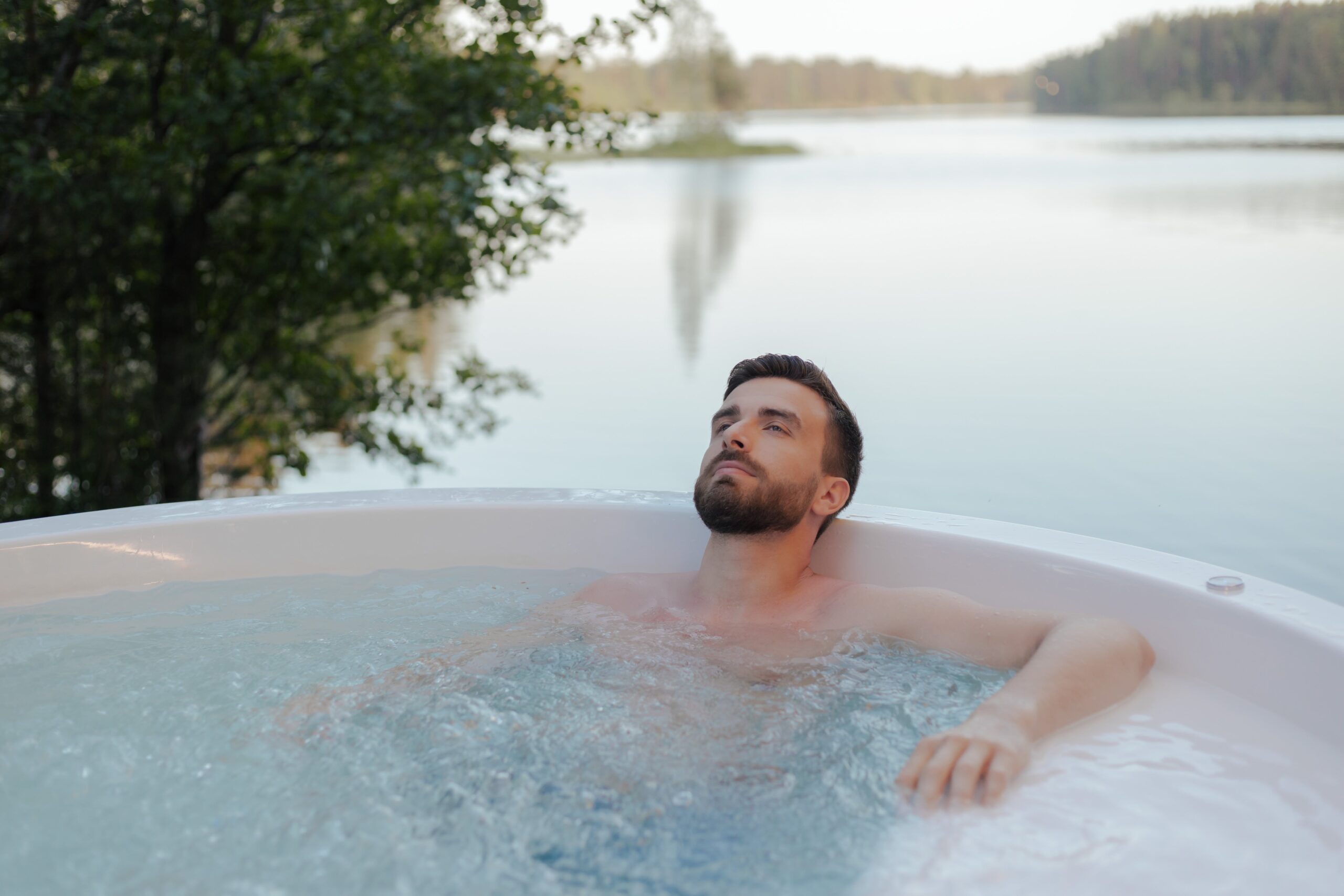 Hot-Tub-Hygiene: Tipps zur Vermeidung von Keimen und Infektionen